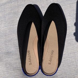 Rothy’s The Almond Demi mule NWOT never worn.